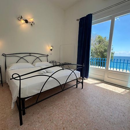 Rada Azzurra Hotel Amalfi Bagian luar foto