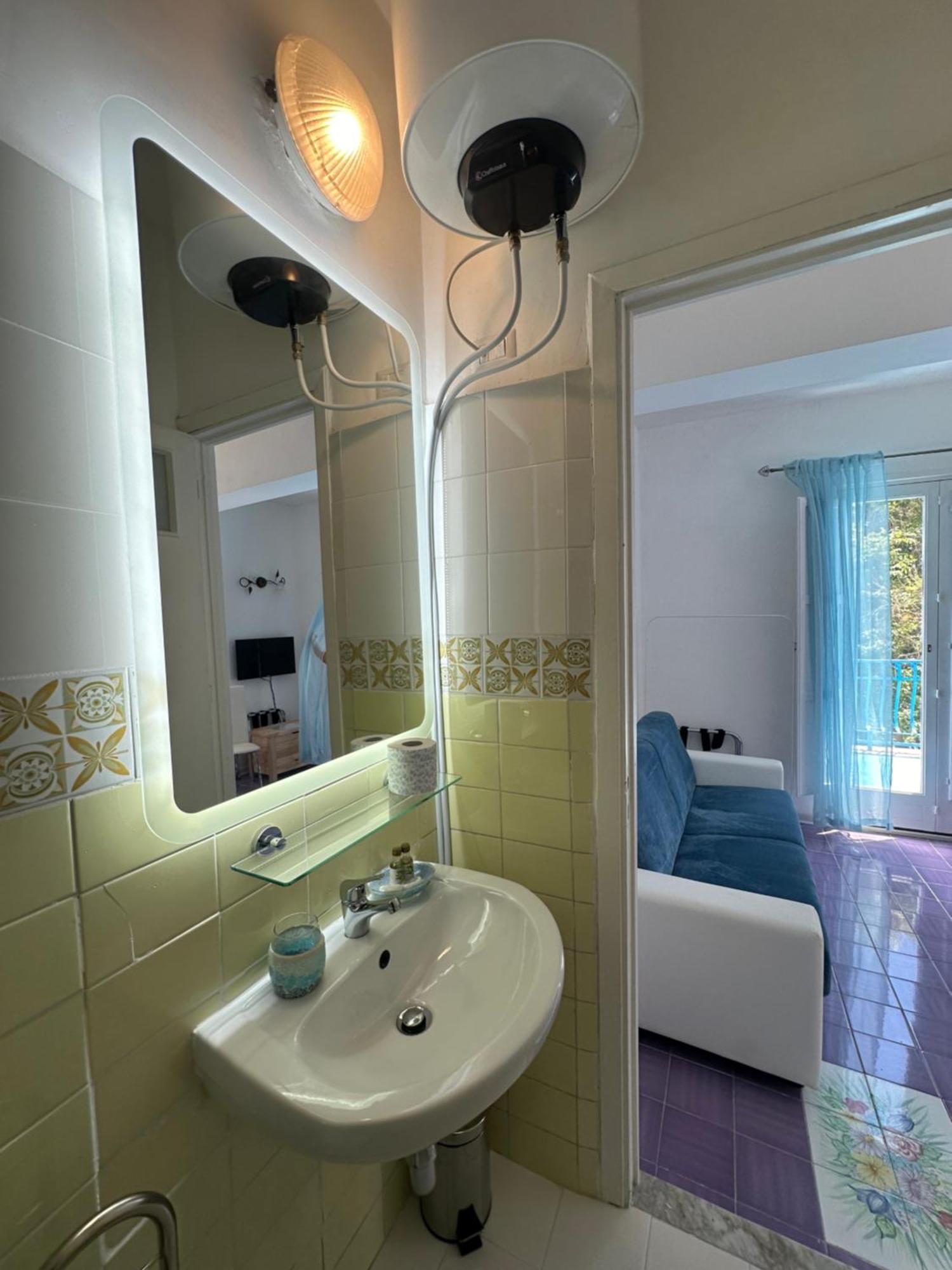 Rada Azzurra Hotel Amalfi Bagian luar foto