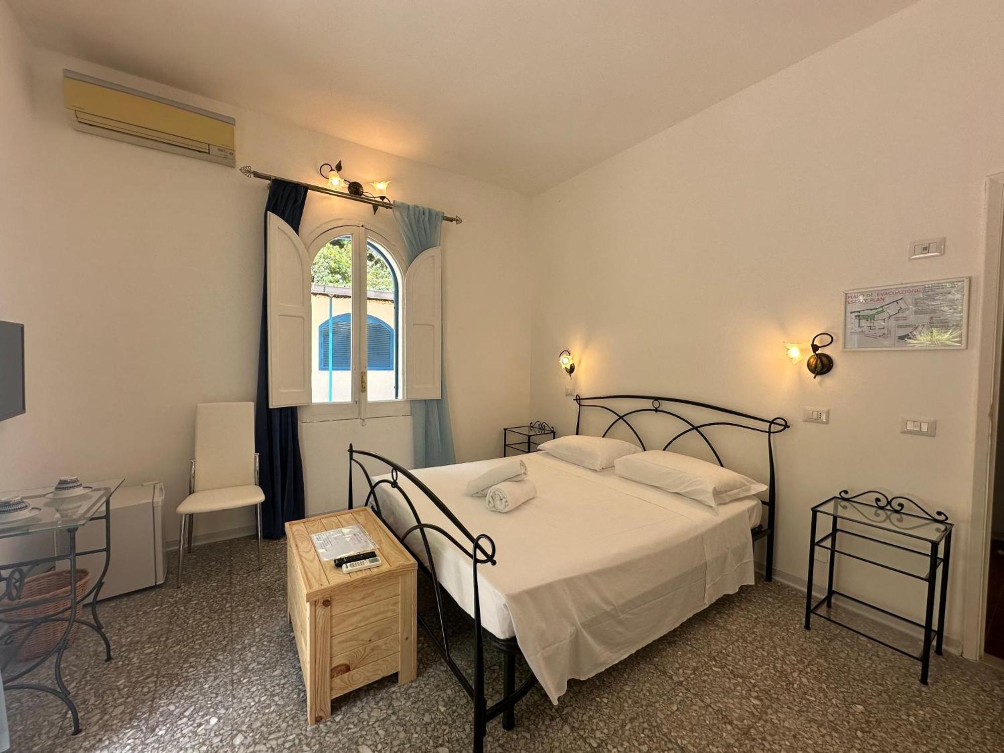 Rada Azzurra Hotel Amalfi Bagian luar foto