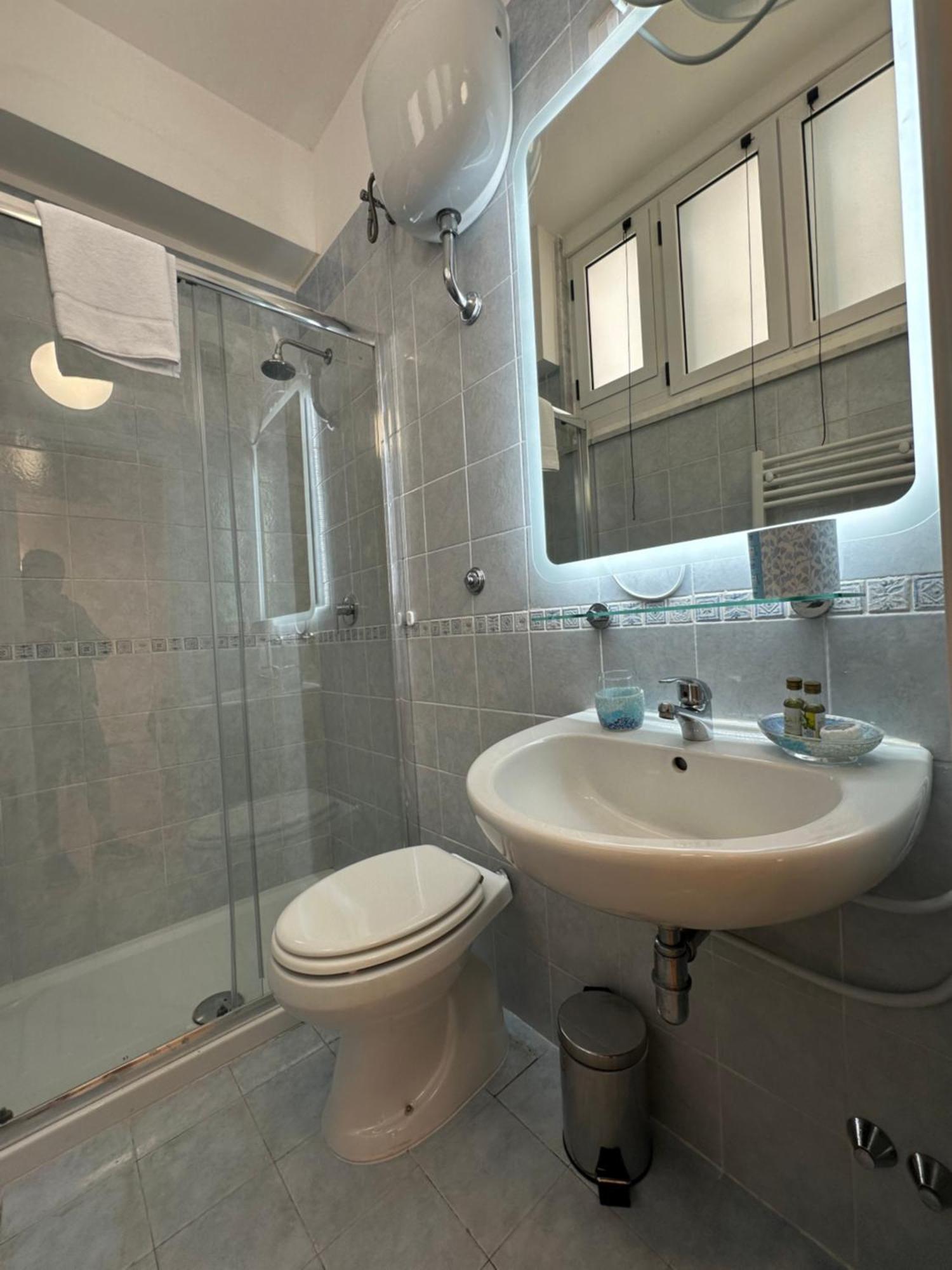 Rada Azzurra Hotel Amalfi Bagian luar foto